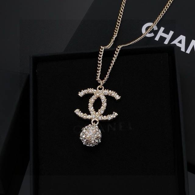Chanel Small Chanel Necklace, High-End Quality, Same Material As The Boutique, E
