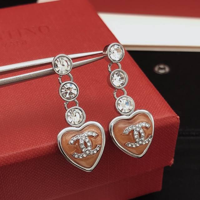 Id Xed0278 Ch*Nel Latest Pink Heart-Shaped Earrings, Consistent Zp Brass Materia