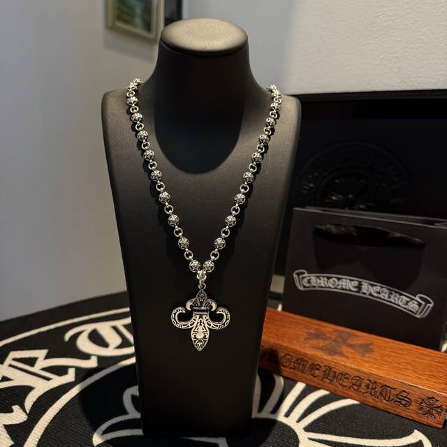 New Arrival, Boutique Quality Chrome Hearts Cross Necklace,Boy Scout Flower Pend