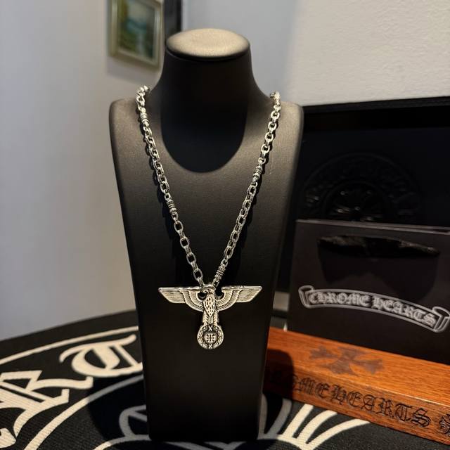 New Arrival, Boutique Quality Chrome Hearts Cross Necklace,Featuring A Flying Ea