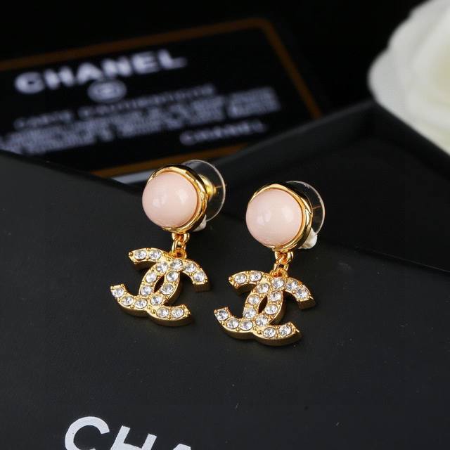 Chanel New Earrings, Every Detail Meticulously Crafted, This Design Is Absolutel