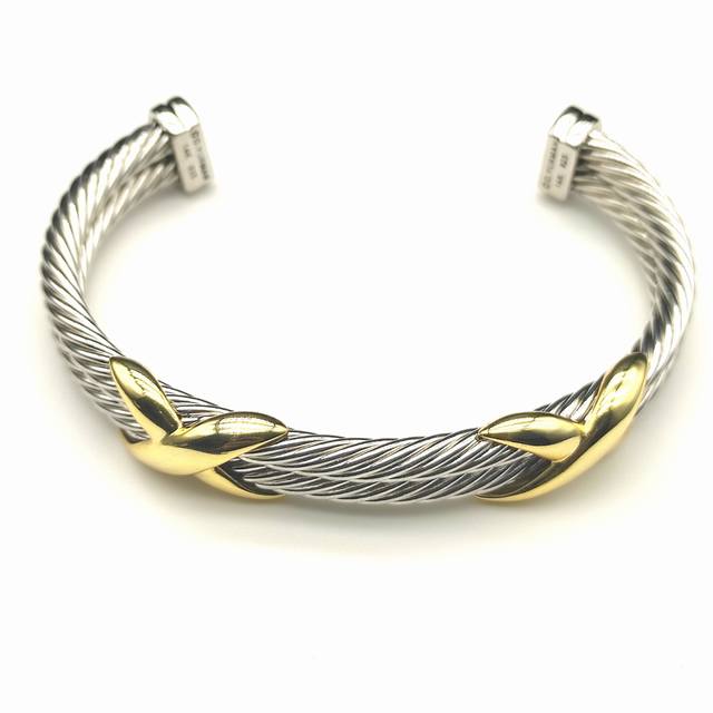 David Yurman 10Mm Double X Bracelet. Recommended Wrist Circumference: 15-20 Cm.