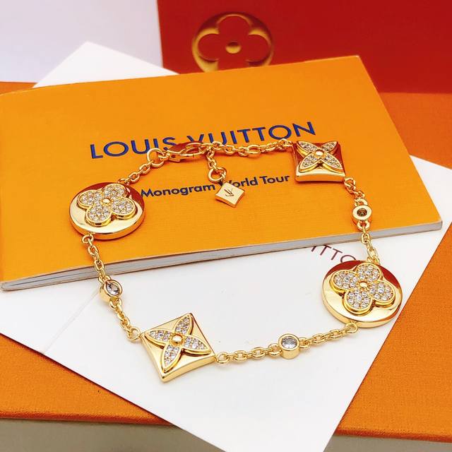 Lsl0048 Lv* Latest Diamond-Studded Flower Bracelet, Zp Brass Material