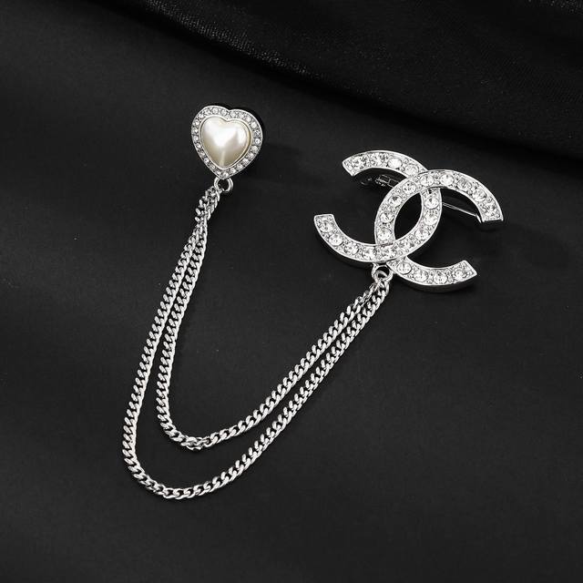 Chanel New Brooch, Every Detail Is Exquisitely Crafted, This Design Is Absolutel