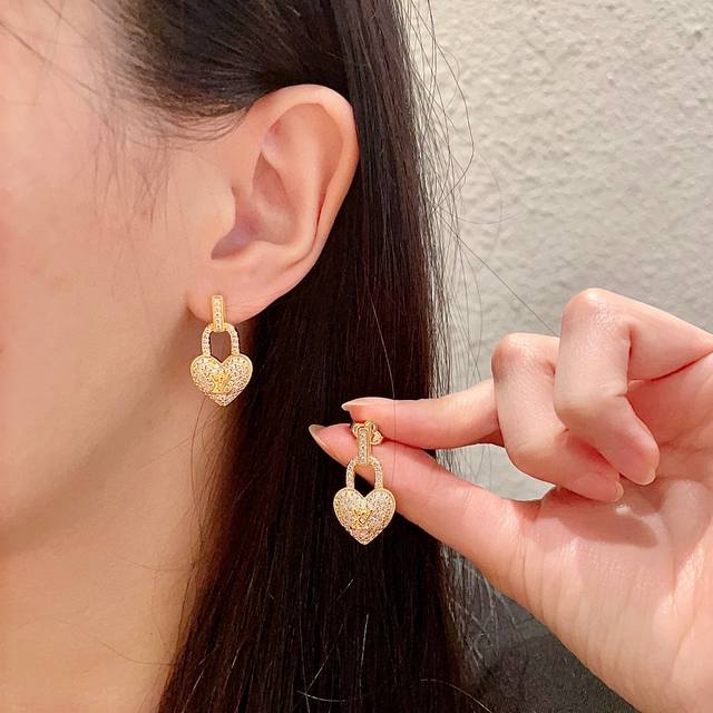New Lv Earrings Louis Vuitton Authentic Store Quality, Hot-Selling Design, Uniqu