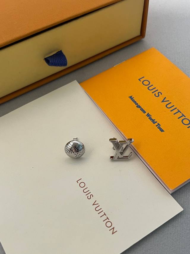 Lv Suit Earrings M02423 Lvsuit Silver Earrings Feature An Asymmetrical Design: O
