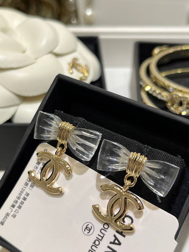 Ch 25P Transparent Crystal Bow Letter Earrings Zp7680: Though It Appears Simple,
