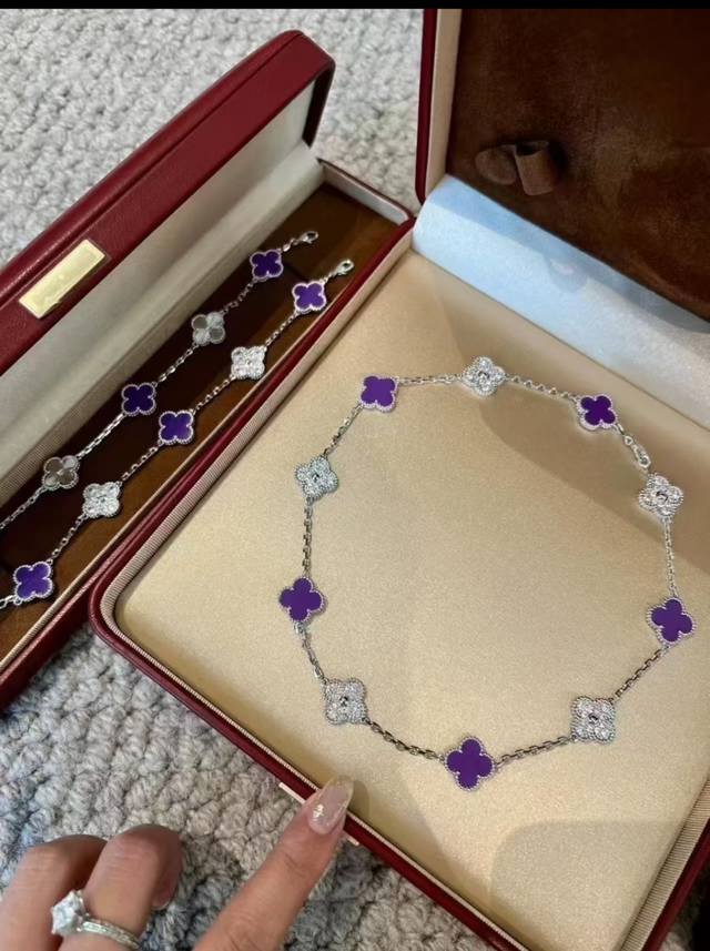 V Gold Material Vca White Gold 10-Flower Purple Agate With Diamond Accents Neckl