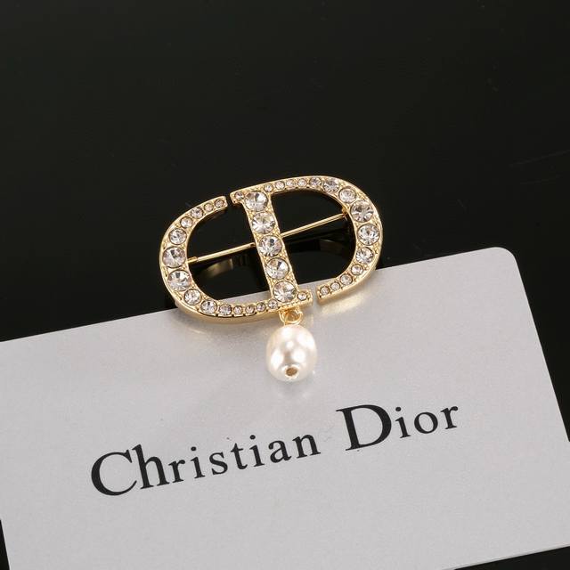 Dior's New Best-Selling Brooch Is Now Available. This Is Not Mass-Produced Merch