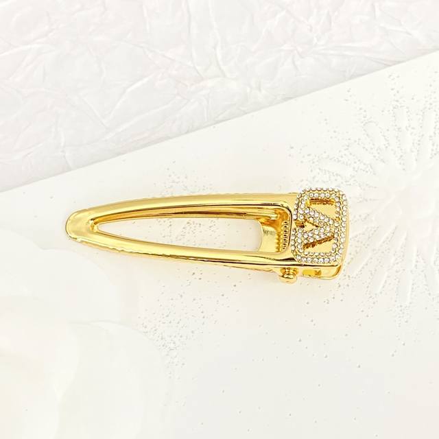Code H540 0243825 Vlogo Signature Hairpin Hot New Arrival Valentino Full Diamond