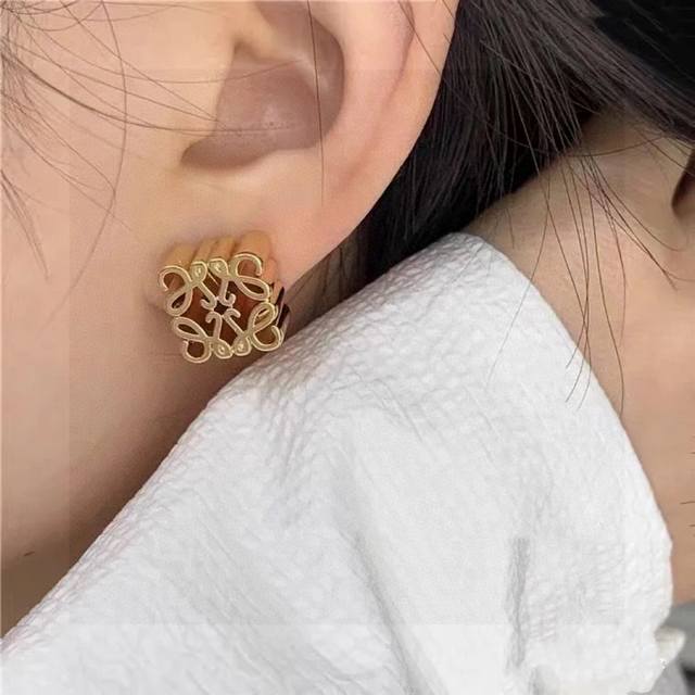 Loewe Diamond-Shaped Earrings. The Moment I Saw Them, I Fell In Love Instantly.