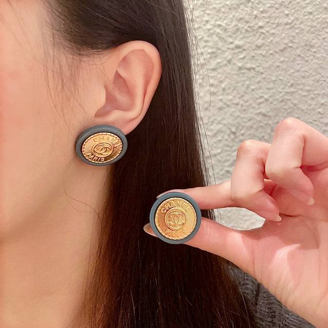 Chanel Letter Double C Ear Studs