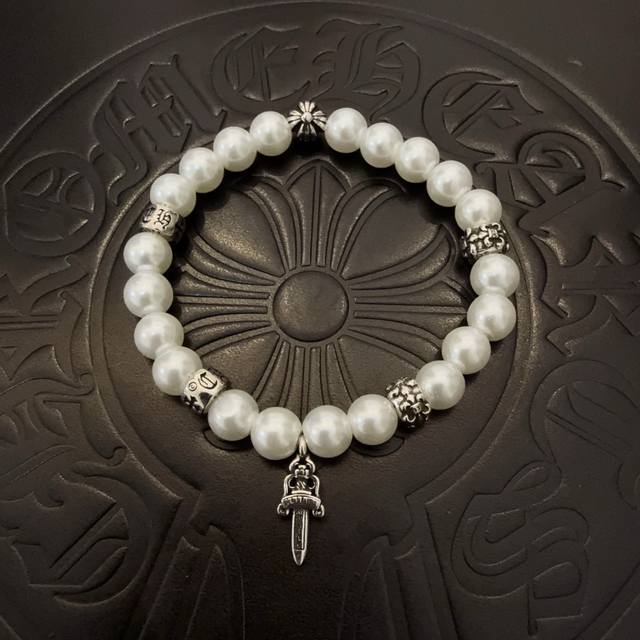 New Arrival, Boutique Quality Chrome Hearts Classic Retro Multi-Element Pearl Br