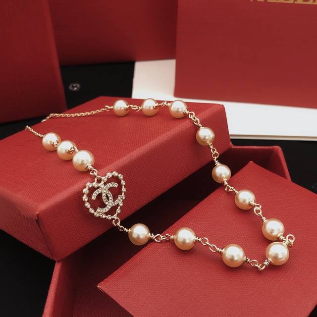 Model Number Xxl0316 Ch*Nel Latest Pearl Heart Necklace, Consistent Zp Brass Mat
