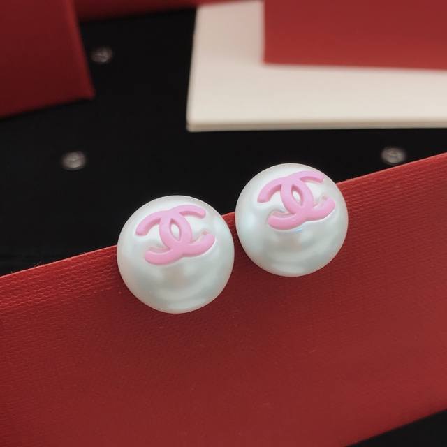Number Xed0660 Ch*Nel's Latest Pink Pearl Ear Studs, Made Of Zp Brass Material,