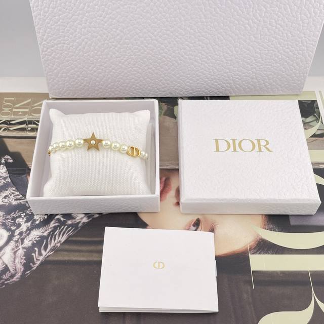 Our Product D Star Pearl Bracelet Z 4200! For Bulk Orders, Please Contact Custom