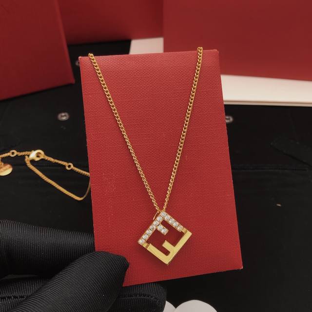 Id Fdxl0006 Fend*Latest Square Necklace, Consistent Zp Brass Material.