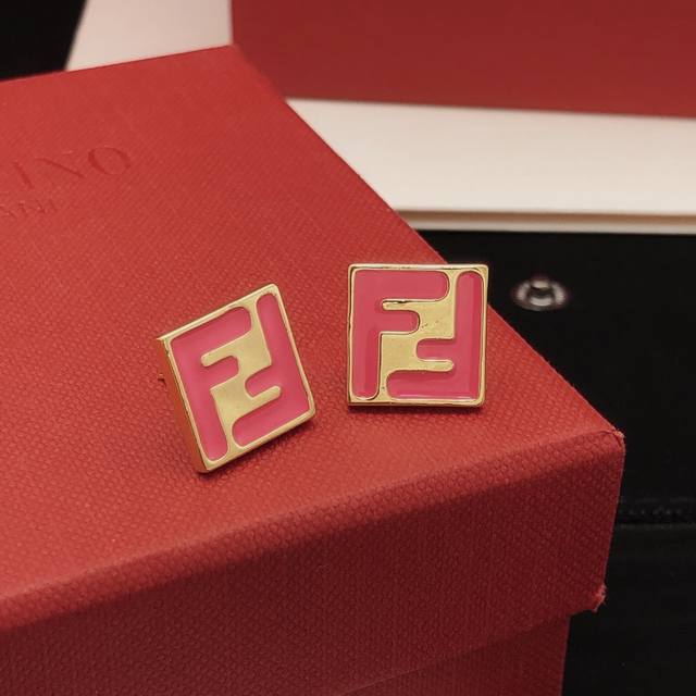 Number Fded0103 Fend*Latest Square Red Earrings Consistent Zp Brass Material