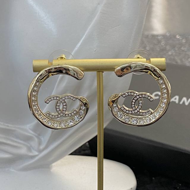 Code E2183 Chanel Ear Studs, Hot-Selling New Arrivals, Consistent Zp Chan 23 Irr