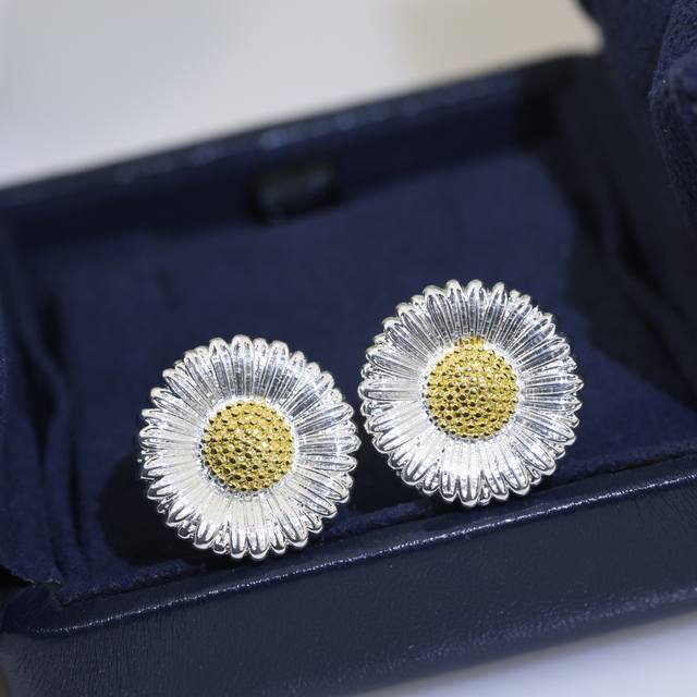 Daisy Ear Studs Buccellati Italian High-End Jewelry Brand Vintage Palace-Style E