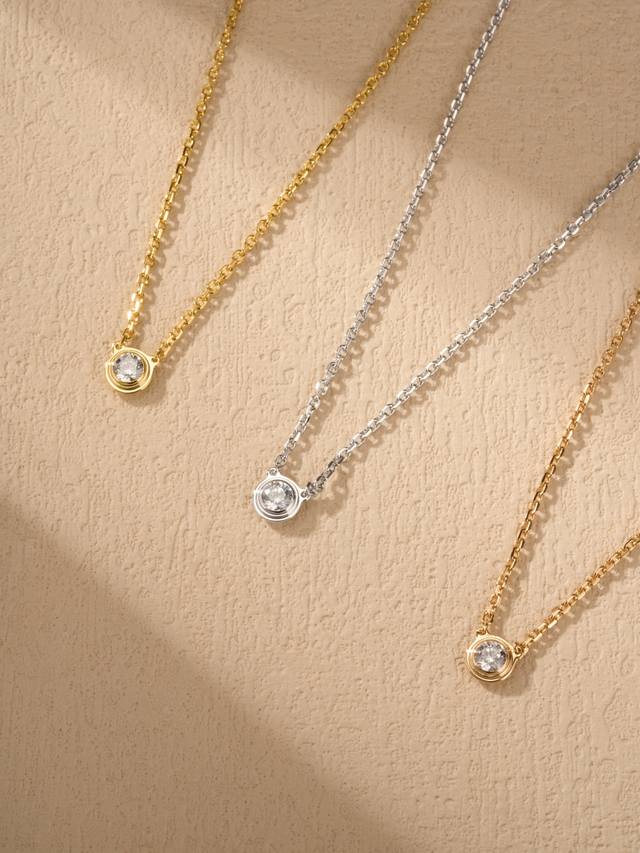 Love 20-Point Single Diamond Necklace, Commonly Known As The Flying Saucer Neckl