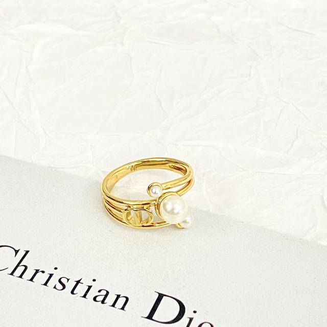Code R049 Dior Ring Hot-Selling New Arrival Dior Metal Cd Pearl Ring Features A