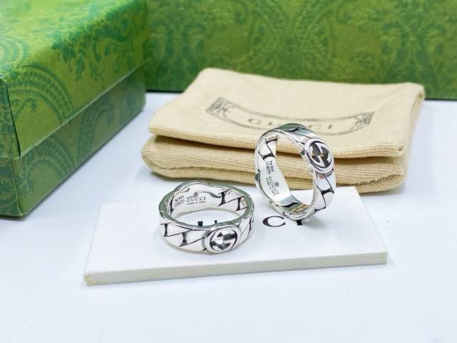 Super Stylish Couple's Ring: Gucci Retro Double G Ring. One Ring, Two Ways To We