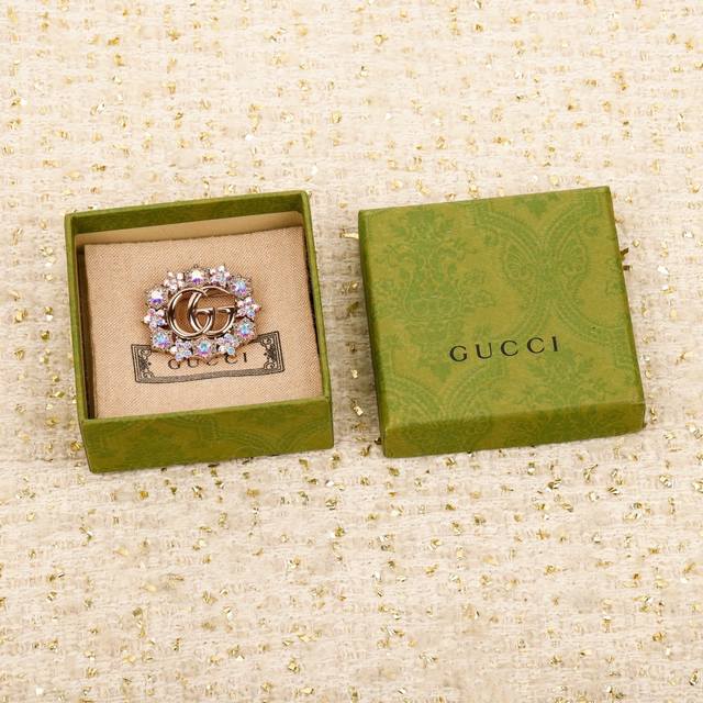 We Offer Z5200. For Bulk Orders, Please Contact Customer Service. Gucci Double G