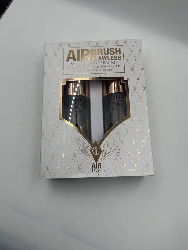 Exclusive Ct Setting Spray Two-Piece Set! Includes: 34Ml*2.