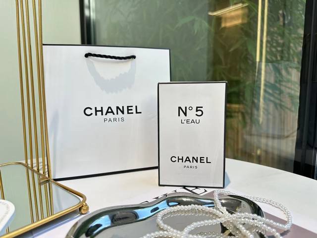 Counter Quality Chanel N.O. 5 No. 5 Water Ml A Loyal Fan Of Fresh Fragrances, Th