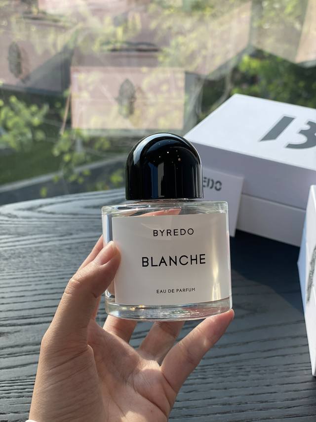 Counter Quality 4 Classic Edition - White Romance If There Were A Scent To Descr