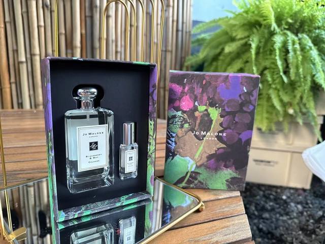 Counter Quality Jo Malone Limited Edition Illustrated Perfume 2-Piece Set Jo Mal