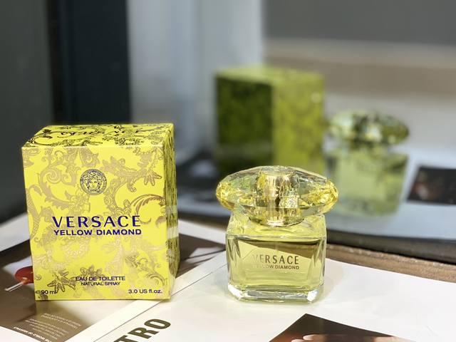 Counter Quality Versace Yellow Diamond Perfume 90Ml A Very Natural Scent, Light