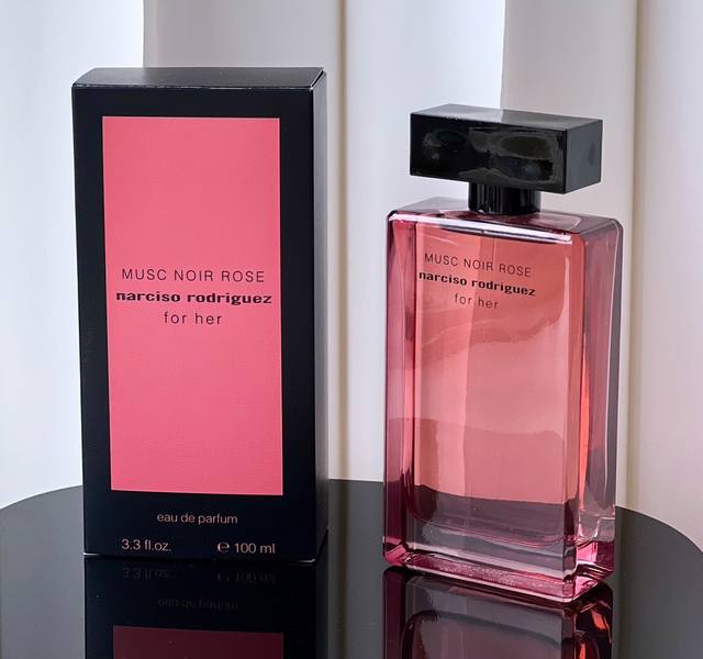 Counter Quality Narciso Rodriguez New Musc Noir Rose For Her The Rose-Colored Gl