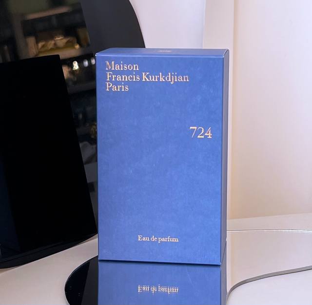 Counter Quality Mfk-724 Edp New Limited Edition Perfumer: Francis Kurkdjian Scen