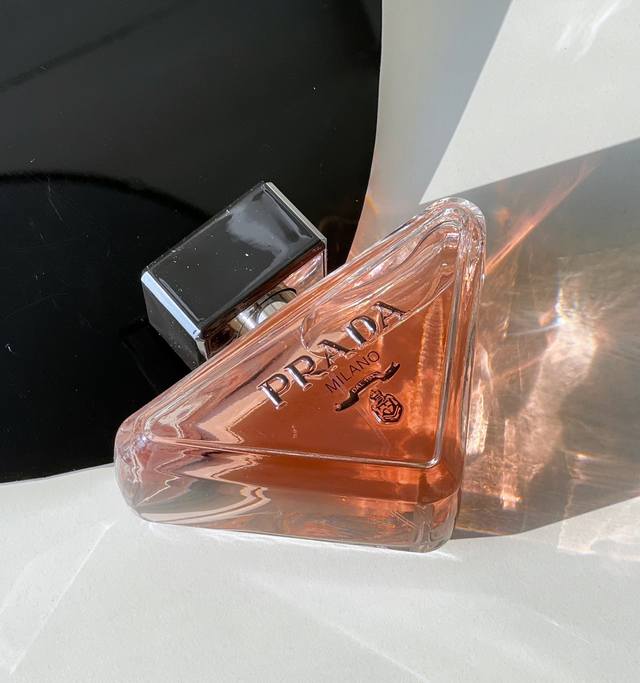 Counter Quality Prada Mysterious Fragrance Perfume Features Pure, Fresh Orange B