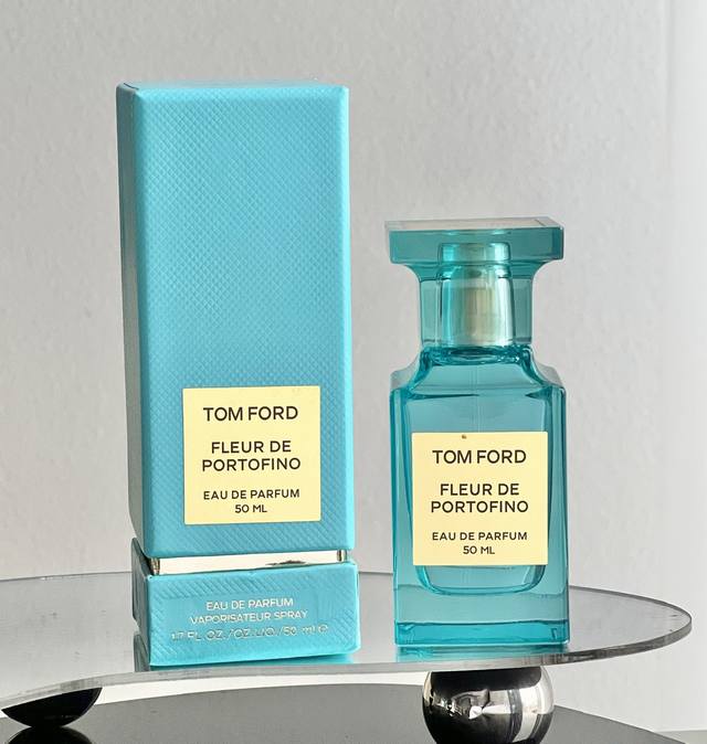 Counter Quality, Style 7: A Sophisticated Fragrance That No Boyfriend Can Resist