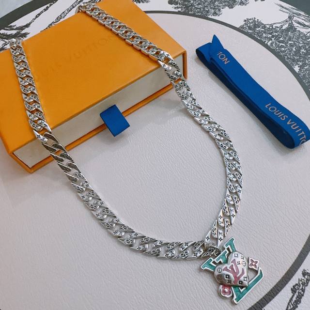 Louis Vuitton Lv Necklace Authentic Store New Design Retro Fashion Must-Have, Su