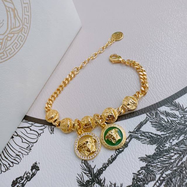 High-Quality Versace Bracelet With Medusa Head, Authentic Store-Quality New Desi