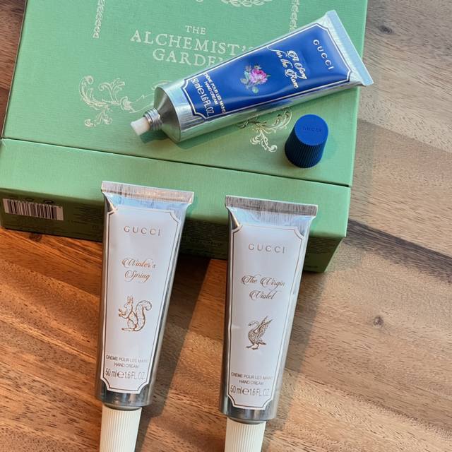 Special Gucci Alchemist's Garden Flower Hand Cream 3-Piece Set Flower Edition! I