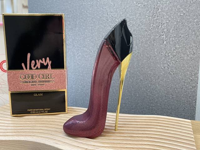 Counter Quality Carolina Herrera Hayla Very Good Girl Purple High Heels Glam Eau