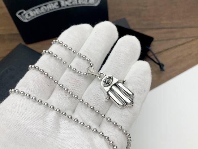 Special Price Small Size Croissant Moon Goddess Hand Necklace, 70 Cm Long