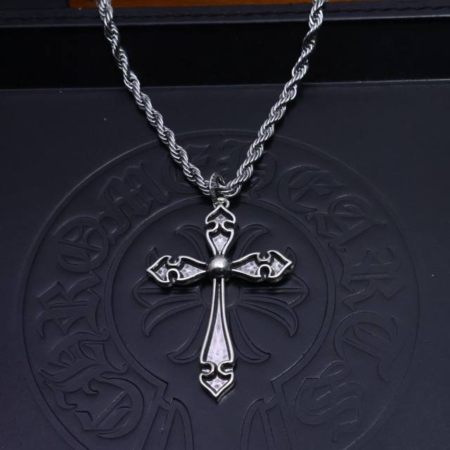 2025 Gift Recommendation] Chrome Hearts Necklace, Twisted Chain Design Is Super