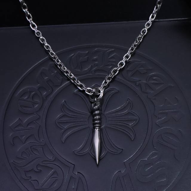 Best-Seller Recommendation] Krosin Necklace, Letter Chain Super Cool! The Latest