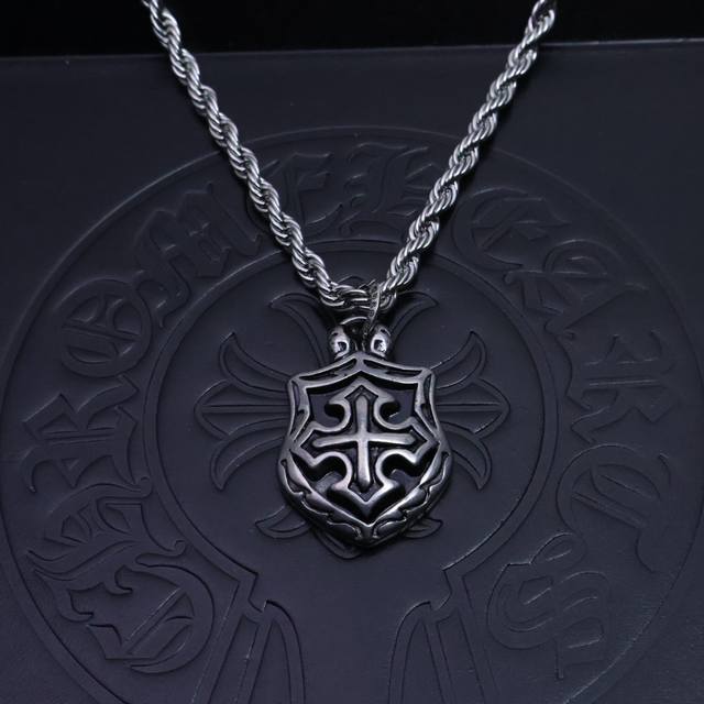 2025 Trend Recommendation] Croce Heart Necklace, Braided Chain Necklace, Stylish