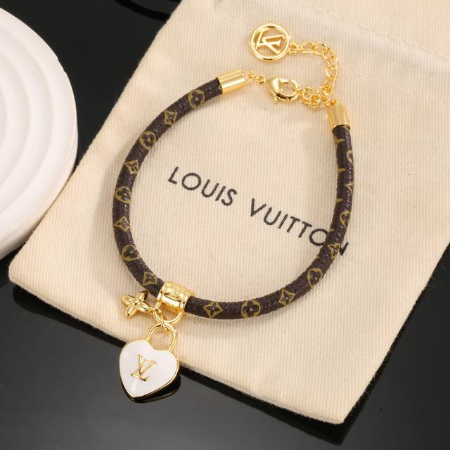 Unisex Lv Circle Reversible Bracelet Featuring The Iconic Single-Word Canvas And