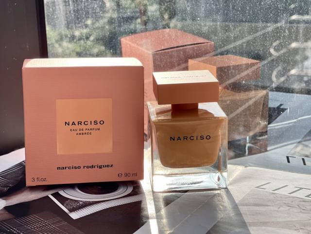 Counter Quality Narciso Amber Glow Women's Perfume Ml Top Notes: Madagascar Ylan