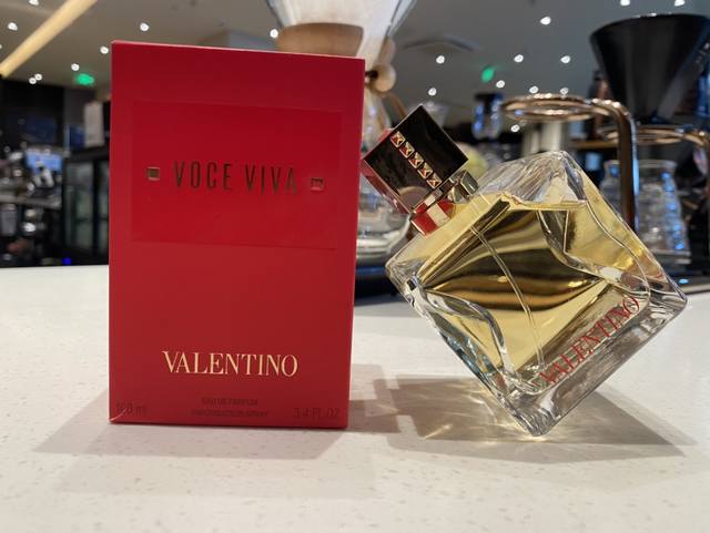 Counter Quality Valentino Voce Viva Women's Eau De Parfum! Specifications: Ml! T