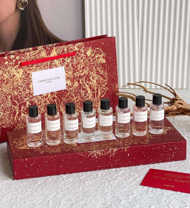 Counter Quality Dior Diorskin Classic Q-Version Perfume Set Quantity: 8 Specific