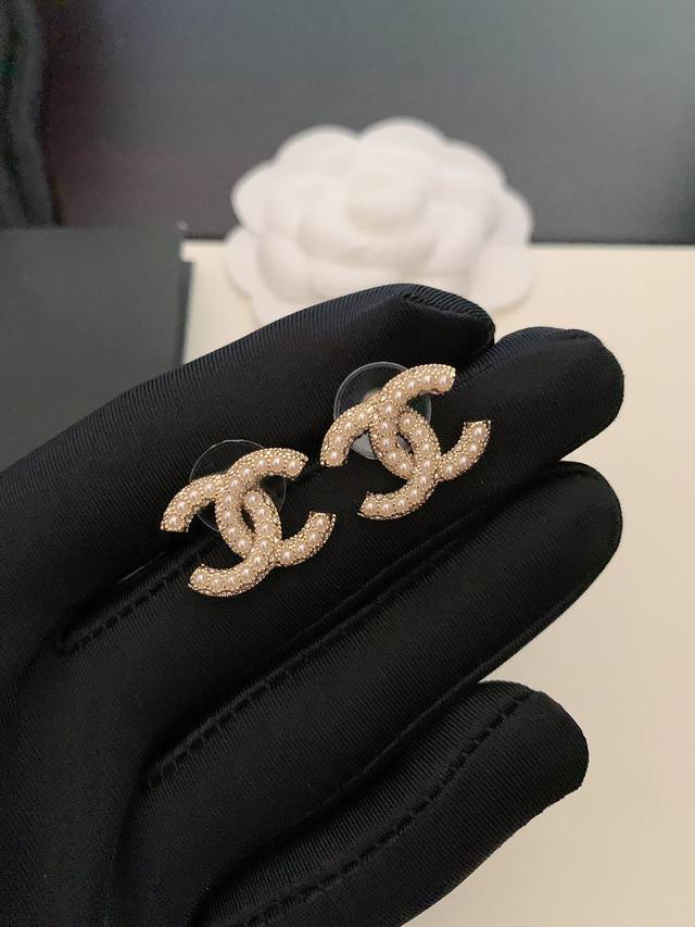 Chanel Ch*Nel Latest Classic Pearl Cc Ear Studs, Consistent Zp Material